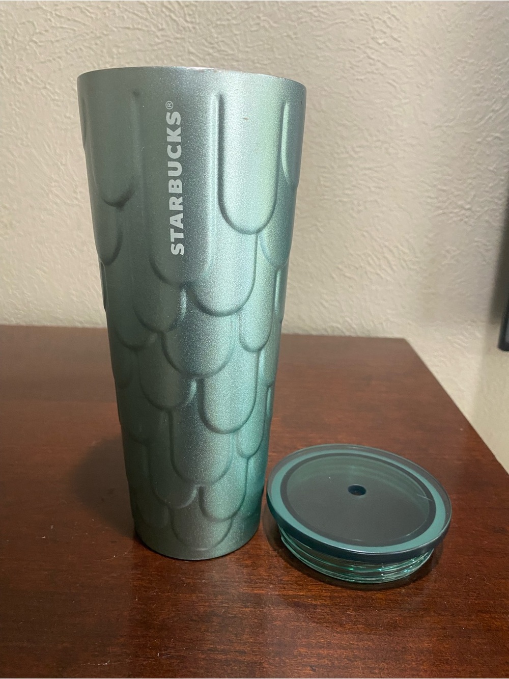 Starbucks, Mermaid Scales Tumbler from the 2022 Collection, 24 oz - Picture 2 of 6